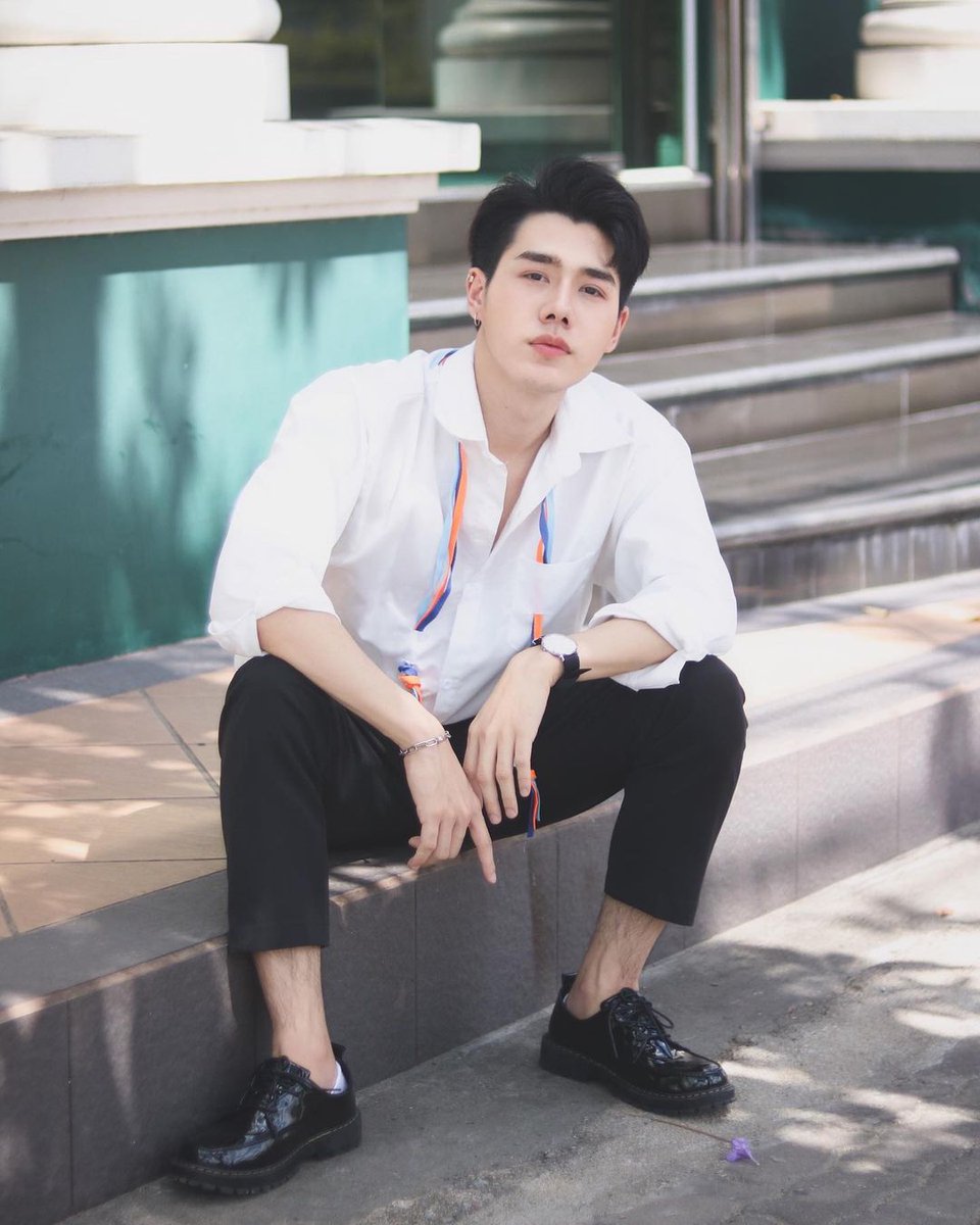boyslovecafehub's tweet photo. "Come and meet me!" - Petch Chanapoom

HAPPY THURSDAY everyone! 💙
Always take care and be safe! ✨

(c) @Petchpigz IG 
#petchpigz #PetchChanapoom 
#Oxygentheseries #OxygenSeries 
#BLCH2021 https://t.co/HOLeWrpPCQ