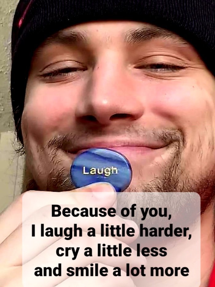 Littlebear_Mary's tweet photo. A good laugh exercises your internal organs & recharges your batteries #LONGGAME #GGlife #notafraidofthedevil #PositiveVibesOnly #BeKind #WhiteyyNation @williamwhite18 https://t.co/1BJ5EwHgSD