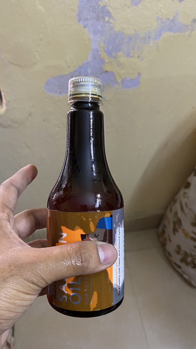 kaushik0505's tweet photo. Hi @Flipkart @flipkartsupport 
This will be classic example of how to sell a defective product. Really pathetic of sending an open and used medicine on a non returnable product.
I dont think there are any pet owners who would feed such medicines to their pets
#boycottflipkart https://t.co/ABoNz37DYs