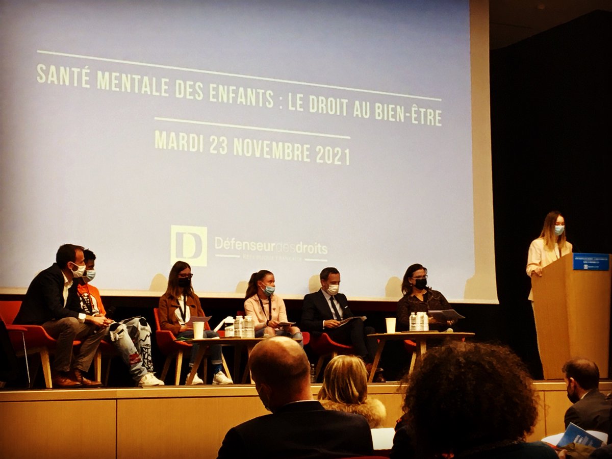 CarineBorgne's tweet photo. Ravie d’avoir assisté à la présentation du rapport annuel sur les droits de l'enfant "Santé mentale des enfants : le droit au bien-être" avec les jeunes, @adrientaquet, @defenseurdesdroits, Claire Hedon, et Eric DELEMAR, défenseur des enfants.

https://t.co/FYs6ycbcpB https://t.co/yAuxgPMVf4
