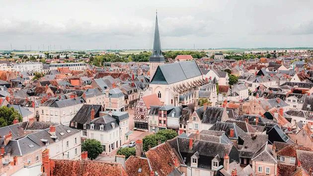 ReseauRelais's tweet image. #attractivite L'offre de #bureaux flexibles et d'espaces de #coworking où pratiquer le #teletravail fera la différence.
Un projet dans votre collectivité? Contactez le Pôle Bureau d'Études &amp;amp; Expertise 
📩 j.valery@relais-entreprises.fr 
☎️ 05 32 77 00 07
buff.ly/30Pk5T9