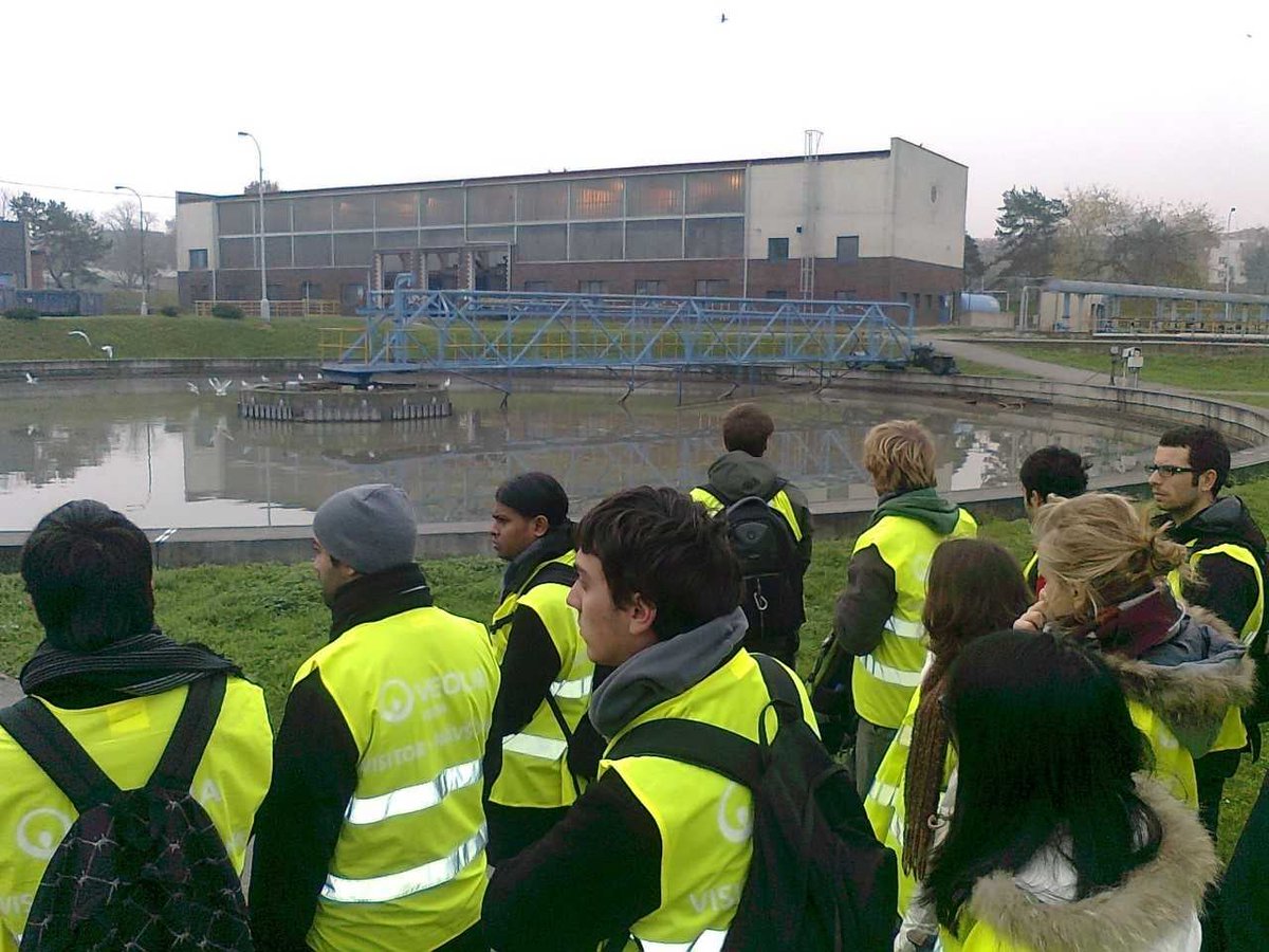 uctwater's tweet photo. Last week, we welcomed the students of the yearly https://t.co/8WCAZHGV8u course of Environmental Technology @VSCHT. This year's run included touring the #WWTP in Prague, building #bioreactors, Life Cycle Assessment programme, and more. https://t.co/hPVrhSOlUJ