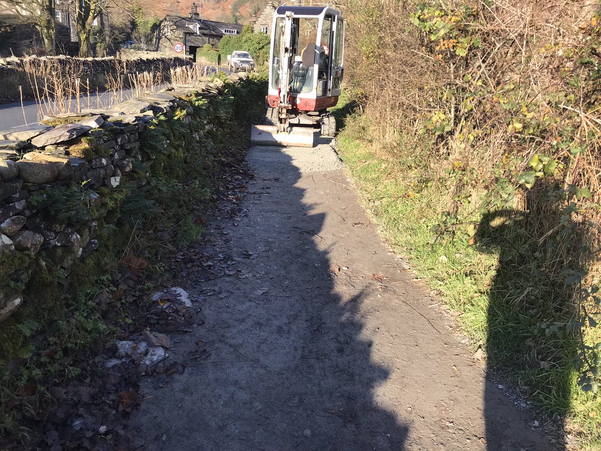 pattrace's tweet photo. We are on our 5th path around Coniston resurfacing now. Loads of positive feed back as people go by. #LakeDistrict @LakesRangers https://t.co/ULuvILk1V4