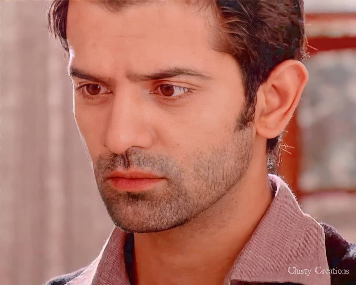 _IPKKNDRabbaVe_'s tweet photo. Arnav ji, zara nazre se nazre toh milaiye..👁️👁️

#IPKKND #BarunSobti #SanayaIrani #ArnavKhushi #Rabbave #SaRun #ArShi #IssPyaarKoKyaNaamDoon https://t.co/kP4m7FMHFL