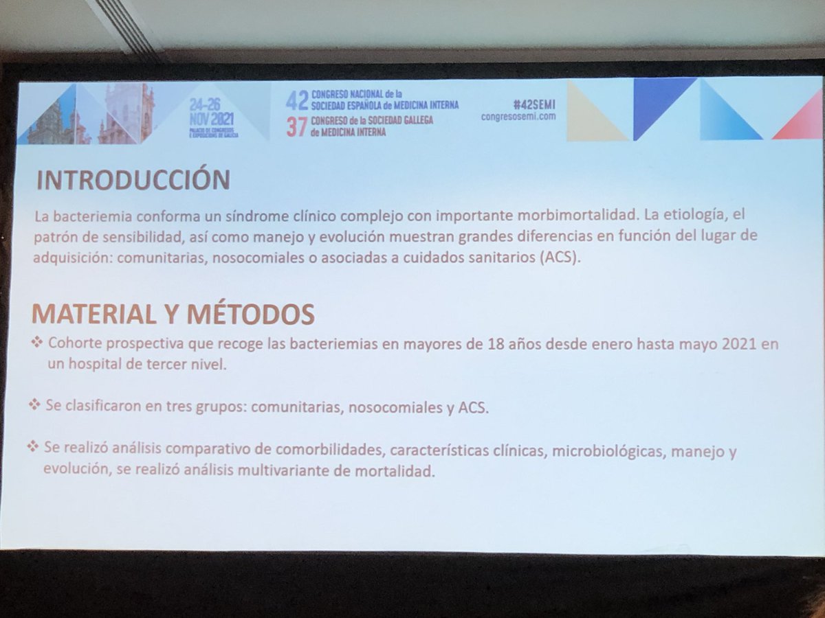 MedInternaHUPDH's tweet photo. El servicio @MedInternaHUPDH en la #42SEMI. 

Sesiones de poster. 

De mano de nuestra residente, la dra. Escudero. https://t.co/bzItnDgYDk