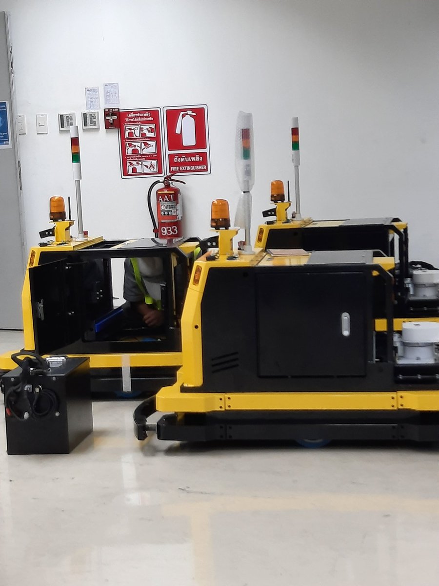 Mecha_Bot's tweet photo. จินตนาการ ไม่สำคัญเท่าหน้างาน #FleetManagement #AGV #AMR https://t.co/o3Cct2vGF4