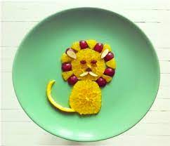 UibMar's tweet photo. Però per internet podem trobar idees de berenars saludables molt divertides i senzilles de fer, que ja cridaran l'atenció dels més petits i faran que sels vulguin menjar! 🍑🍉🍌
Aquí teniu un recull de fotografies📸📸
#22121_uib
@EFsaludable_UIB https://t.co/B02qtXgiDo