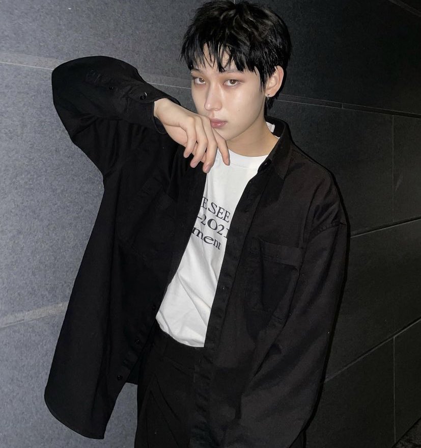 chaealt's tweet image. how can this     TURN INTO THIS?