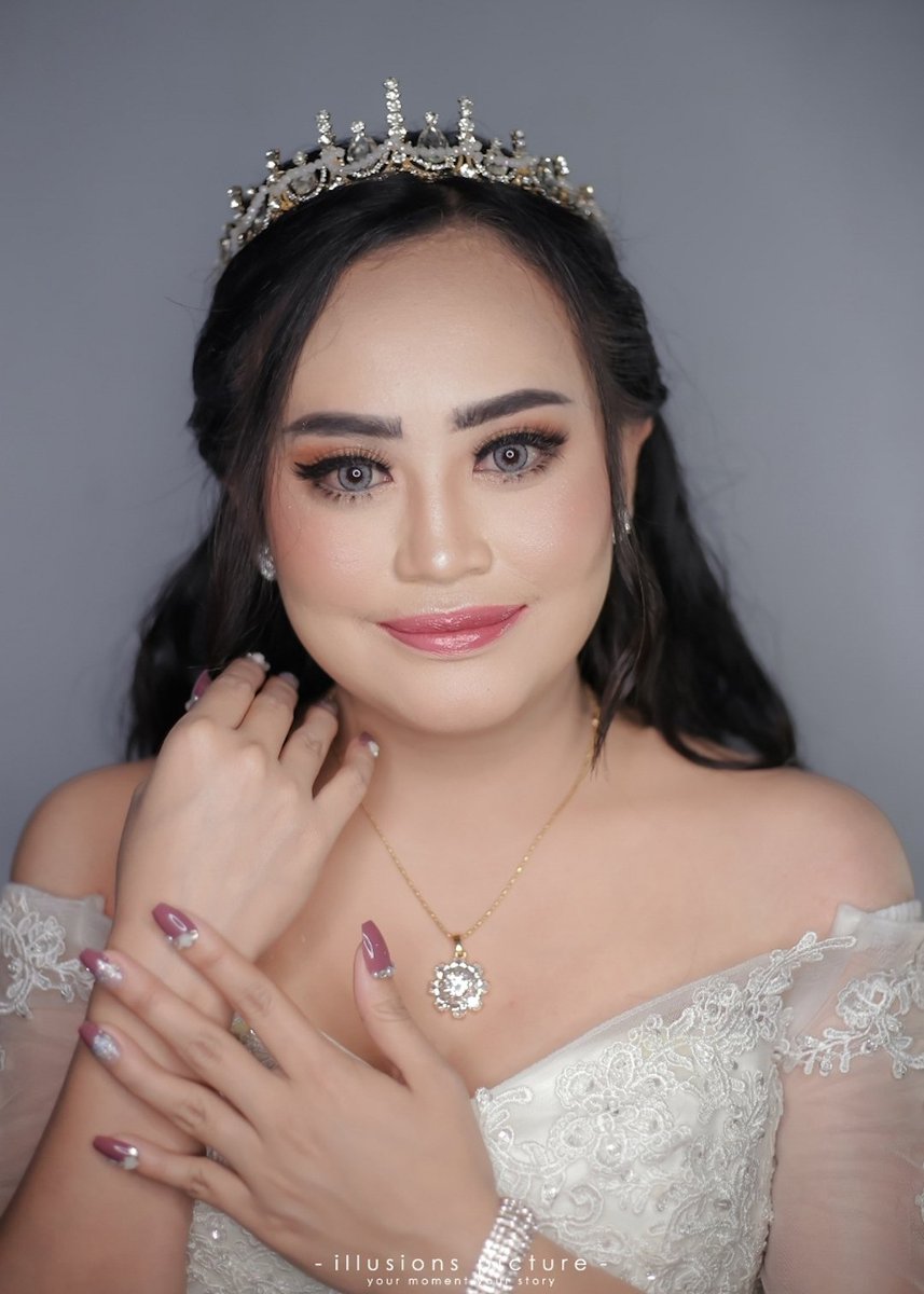 pujapro's tweet photo. Deva ❤️ Aloys wedding 21/11/2021 at @desapucungrejo Muntilan
.
#makeupartistmagelang #periasmagelang #muamagelang #muamuntilan #makeupartistmuntilan #periasmuntilan #weddingplannermuntilan #pujamuamagelang #paketpernikahanmuntilan #weddingplannermagelang #paketpernikahanmagelang https://t.co/veBzJyiFPJ