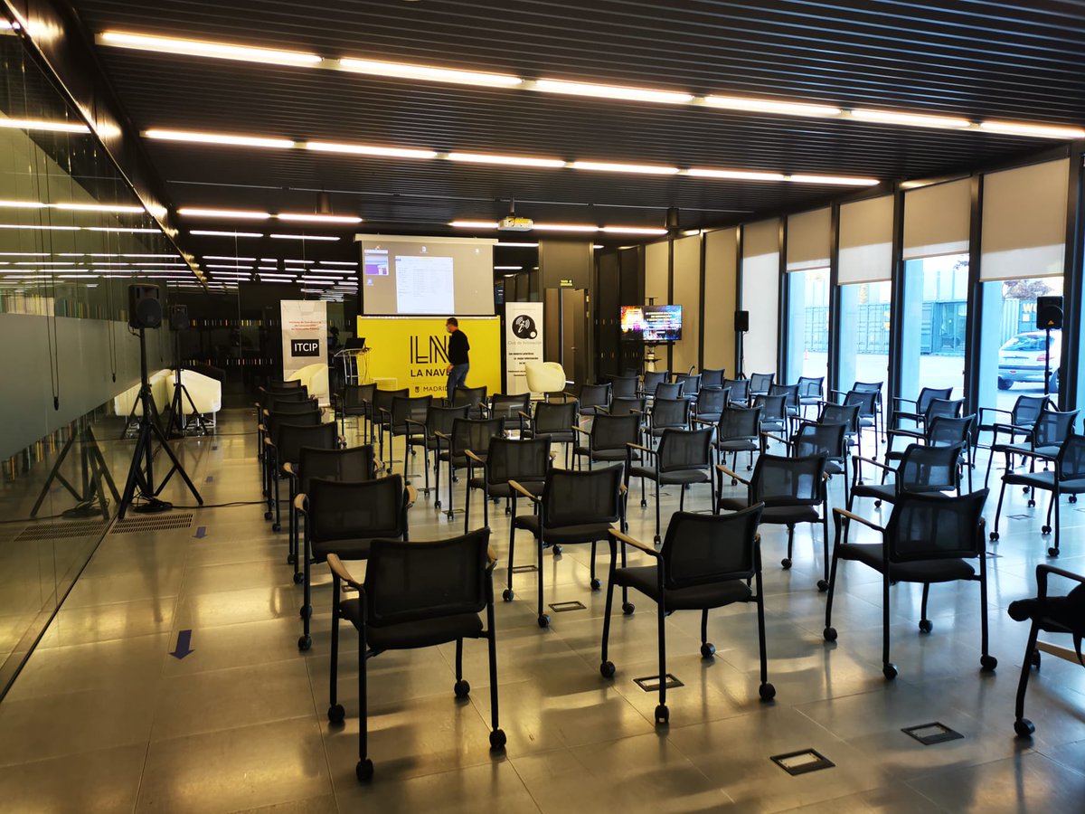 Liferay_es's tweet photo. Hacia una Administración del S. XXI ese es el título de nuestra ponencia hoy de la mano de @ChemMunoz en #CNIS2021 podrás encontrar la sala al final del edificio,pasando la puerta amarilla. Te esperamos a las 13.30h. https://t.co/oJMEQnqx2x