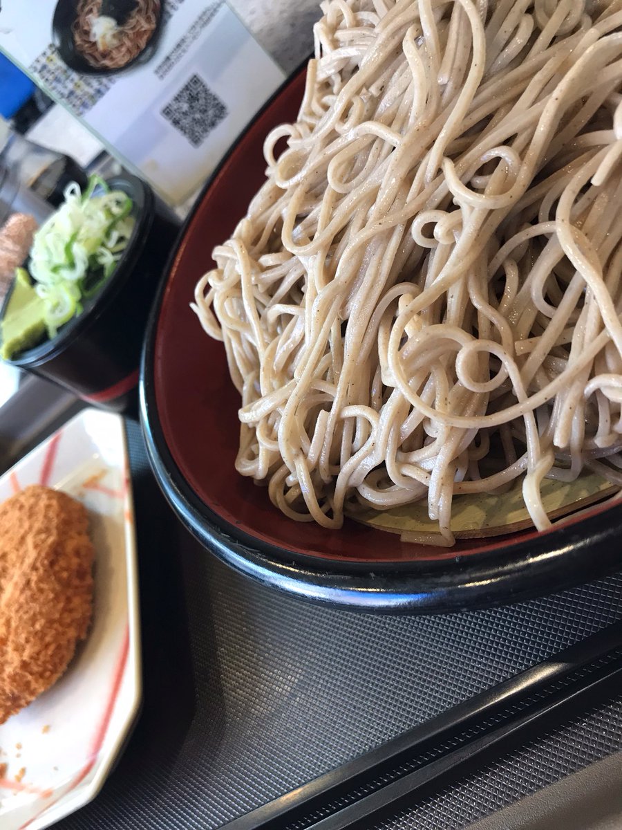 蕎麦×コロッケって立ち食い蕎麦ならではだけど、良いよねぇ👍👍