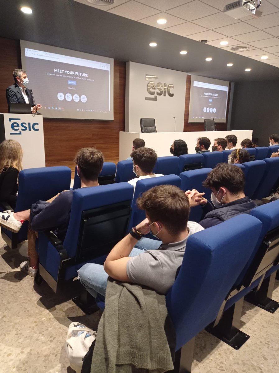 ESICValencia's tweet photo. 🏁 3...2...1...
Arrancamos con #ESICMeet your future 2021! 🏃🏃♀️
#MeetYourFuture https://t.co/QFoc9lXO87