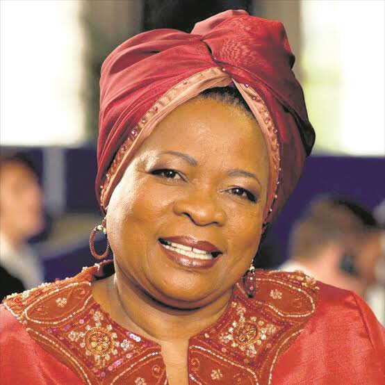 PhilMphela's tweet photo. Dear producers, 

These women are industry &amp; national treasures. They and other veterans in their caliber deserve respect. 

When you hire them …

- Pay them well &amp; on time
- Treat them like the royalty they are
- Hire driver &amp; have an assistant for them
- Respect their time https://t.co/aeMj7zfG33
