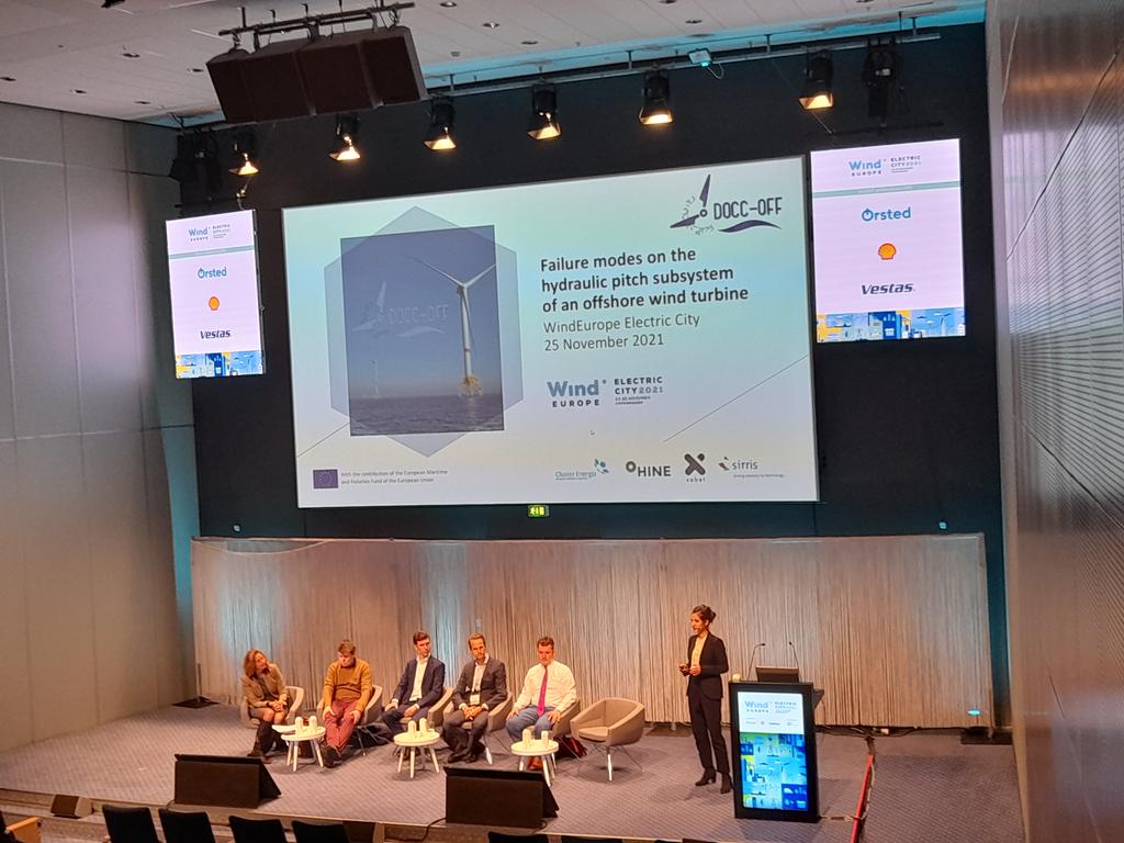 Doccoffproject's tweet image. 🔛❗We are in the Offshore Operations&amp;amp;Maintenance session of the @WindEurope #ElectricCity2021 Conference at Auditorium A12. @Doccoffproject results are now presented by Zuriñe Varela from @xabetdigital in the 🔝 priority event for European wind industry leaders and companies🌬