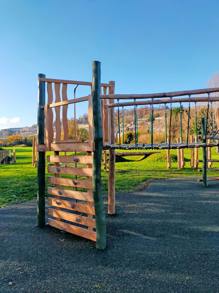 playsafe_ltd's tweet photo. Beautiful park recently completed for @bathnes. #robinia #Playground #outdoors https://t.co/BZNcqcbU7v