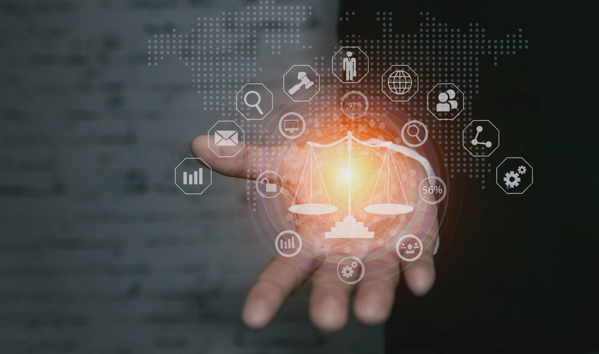 FZI_official's tweet photo. Abschreckungseffekte für #itsecurity-#Forschung zum Wohle der Gesellschaft: Große Rechtsunsicherheit für IT-Sicherheitsforschende &amp; den dringenden Reformbedarf zeigen 22 Autor*innen aus ganz Deutschland in ihrem Whitepaper auf
👉https://t.co/VB3SrA6gff
#ethicalhacking #whitehat https://t.co/e2CxoyGdHu