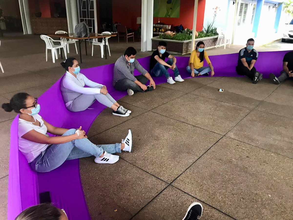 En FLP, taller de Entrenamiento y Desarrollo en HumanSkills - Habilidades de liderazgo situacional y transformador para el equipo de producción. 

¡La travesía continúa!🙌🏽🗣