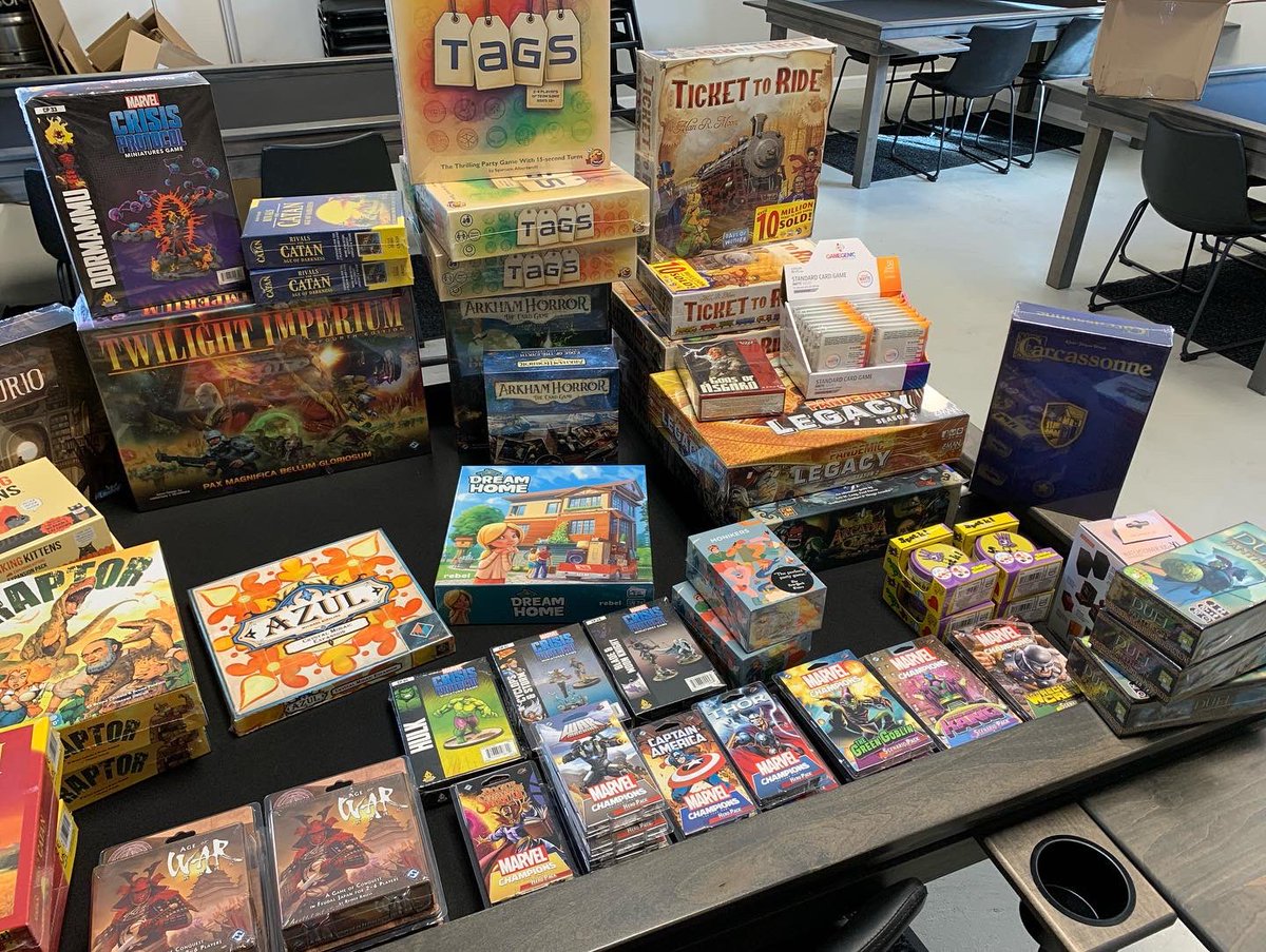 vpcincy's tweet photo. Something for everyone! 

https://t.co/ji9CrOSHKV #vpcincy #victorypints #boardgames #cincinnati #craftbeer #elevateyourboardgameexperience #tabletopgames #tabletopgaming #bgg #bggcommunity #boardgamer #boardgamegeek #rpg #dnd #community #gamenight #gamer #coffee https://t.co/00bdSLzJYc