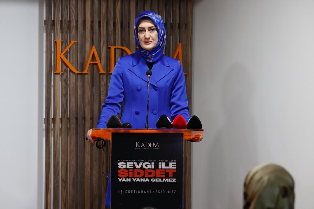 KADEM Yönetim Kurulu Başkanı <a href="/SalihaOkurGmr/">Saliha Okur Gümrükçüoğlu</a>: 
“Nihai hedefimiz, kadınların onurları ile, kimseden çekinmeden, korkmadan yaşayabilecekleri bir toplum meydana getirmek. Bu sebeple 25 Kasım Kadına Yönelik Şiddetle Mücadele Günü, bizim için çok önemli bir gün.“
#ŞiddetinBahanesiOlmaz