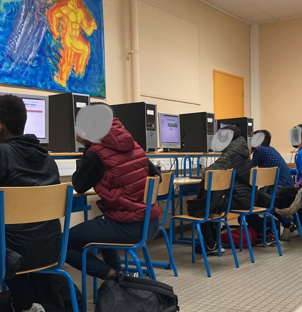 LabomathsC's tweet image. [Concours Castor] - les élèves adorent ces concours et ne voient jamais le temps passer … 
Les cerveaux 🧠 fument 🤯
@AcReims #concourscastor #labomaths