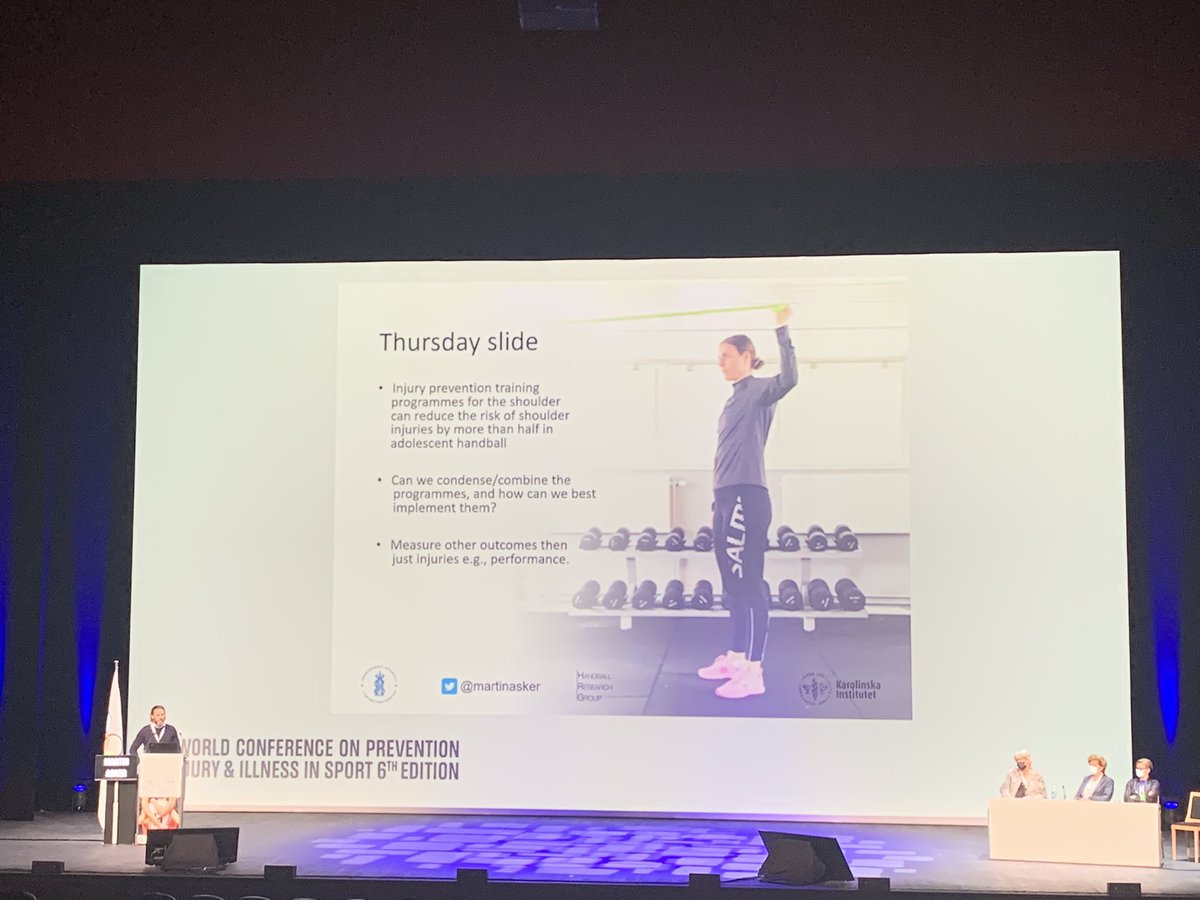 Great work by @martinasker on preventing shoulder injuries in female handball. 50% reduction with carefully planned and timed strengthening - implemented before the shoulder injury peaks usually occur. Build capacity to ride of the storm💨
