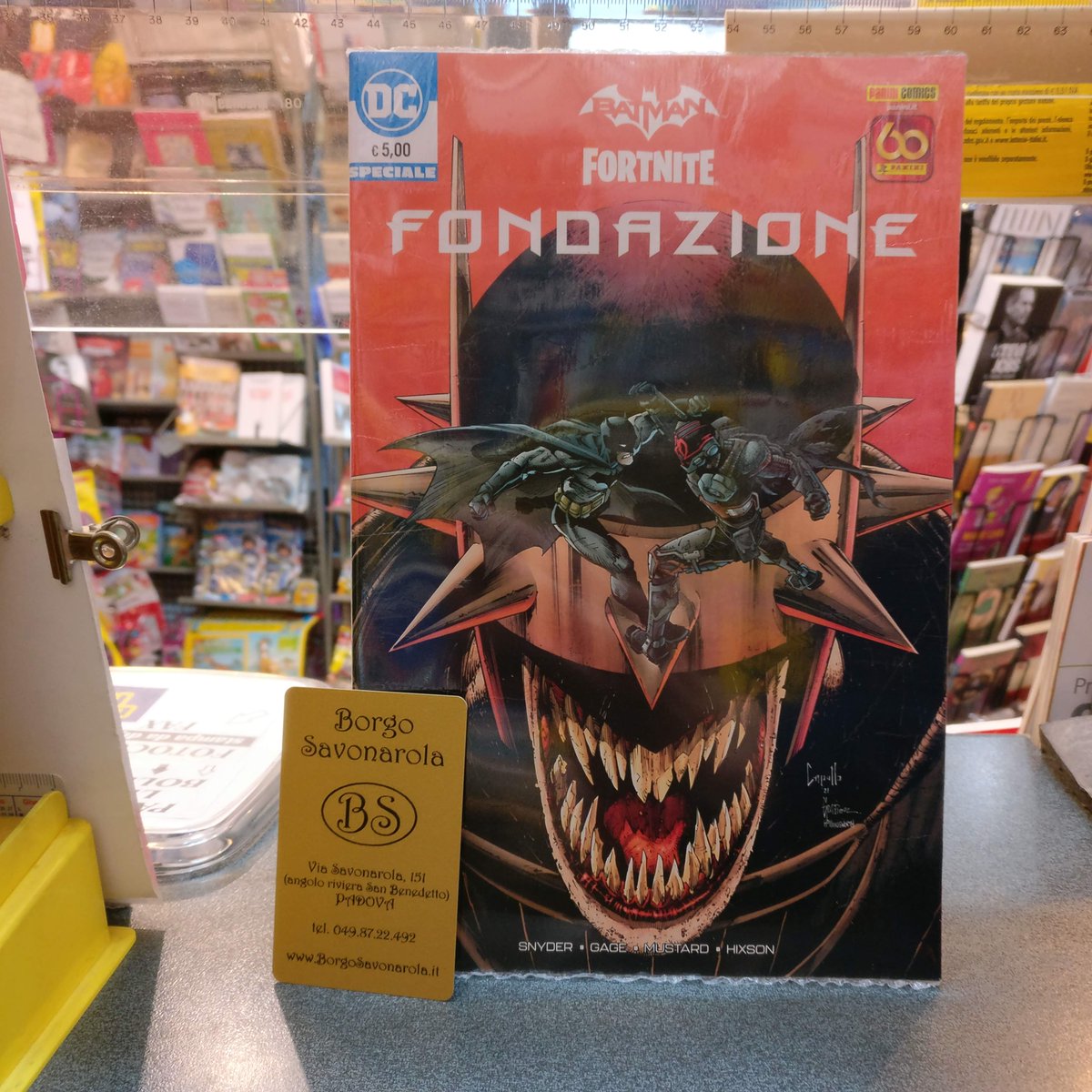 BorgoSavonarola's tweet photo. #Batman #Fortnite
#Fondazione
da #BorgoSavonarola
#edicolaBS
#leggere #letture
#consiglidilettura
#fumetti #fumetto
#comics #comic
#strip #Stripovi #strisce
#Dccomis
#GothamCity #BruceWayne
#batmanfortnite https://t.co/QE99b3g4F6