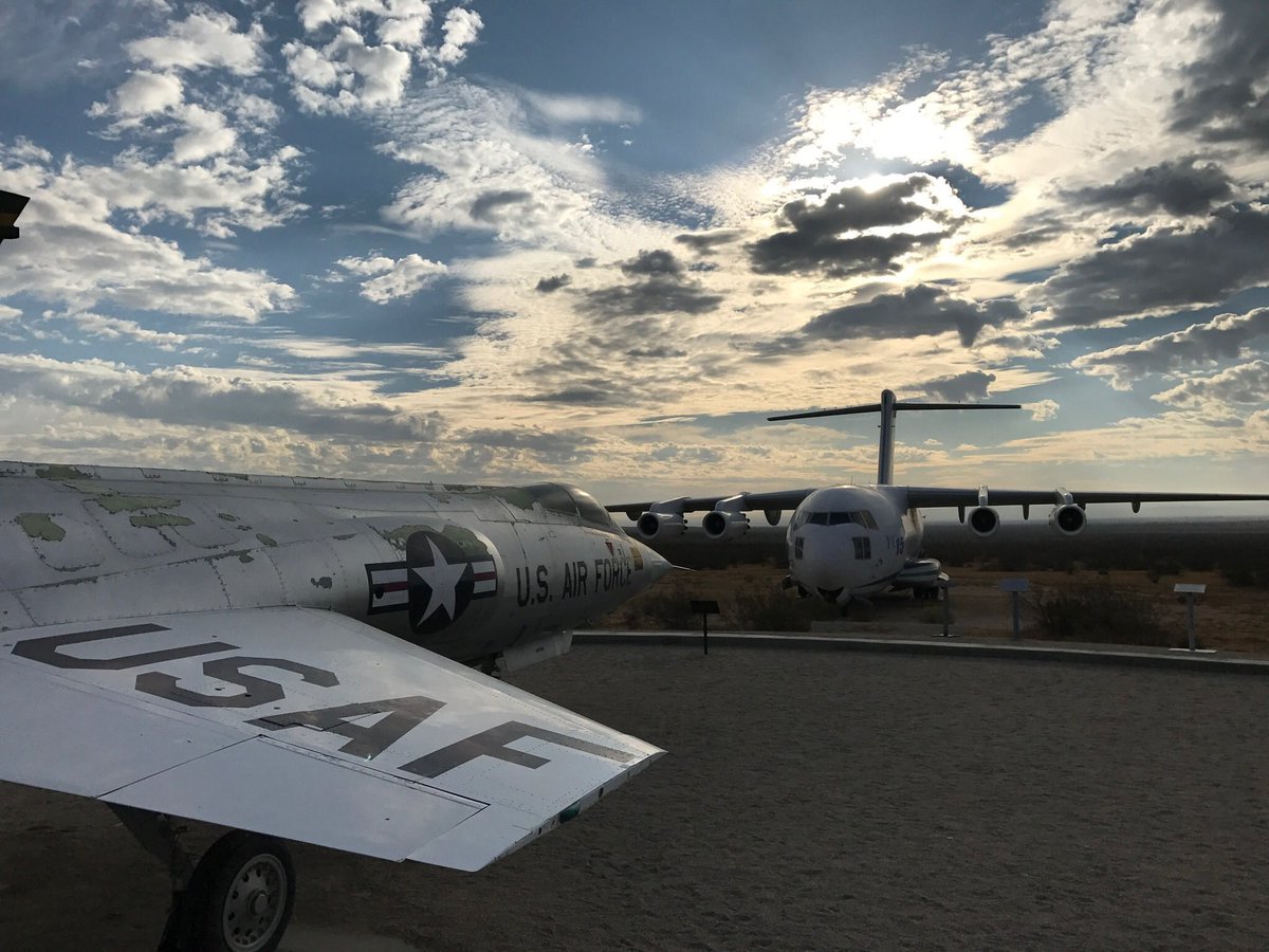 One of my favourite images. Century Circle at Edwards AFB. #edwardsafb #f104starfighter #CaliforniaAdventure @PaintingSurfer @cvvhrn @Saint1Mil @MIL_STD @NZAircraftFan @AviationHistGal @jamie_aviacom @CombatAir