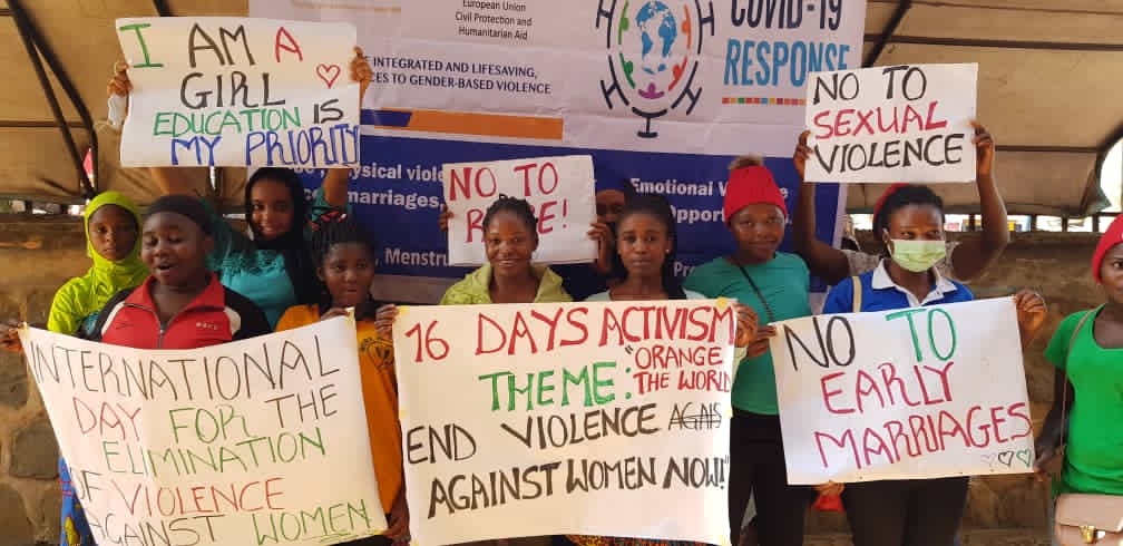 COMINSUD's tweet photo. ORANGE THE WORLD: END VIOLENCE AGAINST WOMEN. #ENDGBVNOW @UNFPACameroon https://t.co/2hDUfI97ue