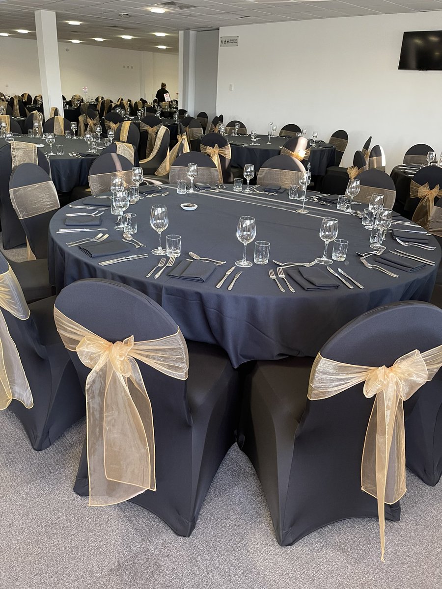 prideofsthelens's tweet photo. It’s beginning to look a lot like @prideofsthelens @twstadium all the main work has been done with the finishing touches to be done by the phenomenal @BouquetRes
Great set up by #StHelens #Companies @Liveeventsltd @Vinyline_ #Sapphire
#TimeBeProud #StHelens @Saints1890 https://t.co/bUoigNrLZ2