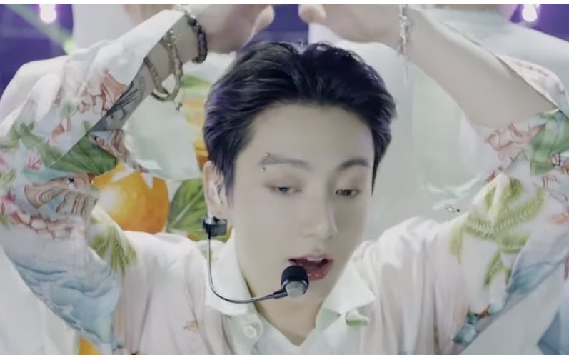 eternalsjeon's tweet photo. JEON JUNGKOOK???!!!!!!😭😭😭

@BTS_twt https://t.co/iUQ3MQTcR0
