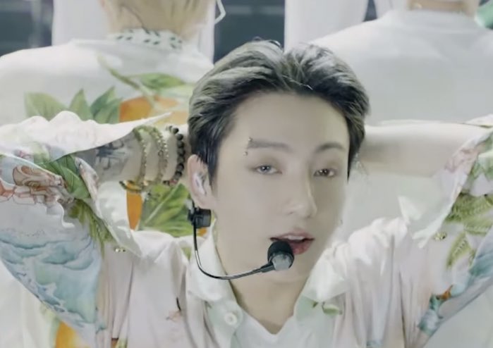 eternalsjeon's tweet photo. JEON JUNGKOOK???!!!!!!😭😭😭

@BTS_twt https://t.co/iUQ3MQTcR0