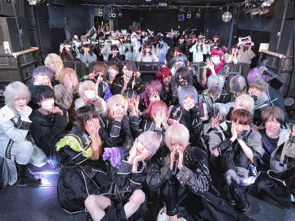kimino_virus's tweet photo. 本日は『ZERODECIBEL vol.27』ありがとうございました。
#ZERODECIBEL https://t.co/L3Z9yBmsuz