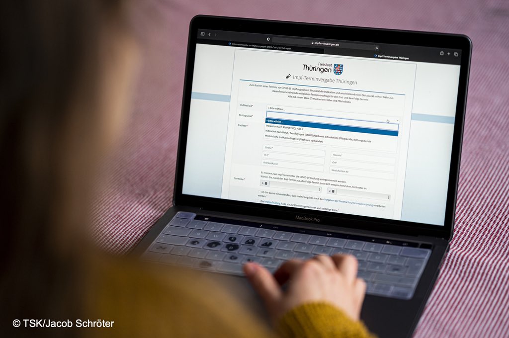 Die Corona-Schutzimpfung ist derzeit der wichtigste Baustein zur Eindämmung der Pandemie. Verbände, Vereine, Institutionen verschiedenster Natur richten daher einen #Impfappell an die Bevölkerung.

Der Appell und die Teilnehmenden: thueringen.de/impfappell