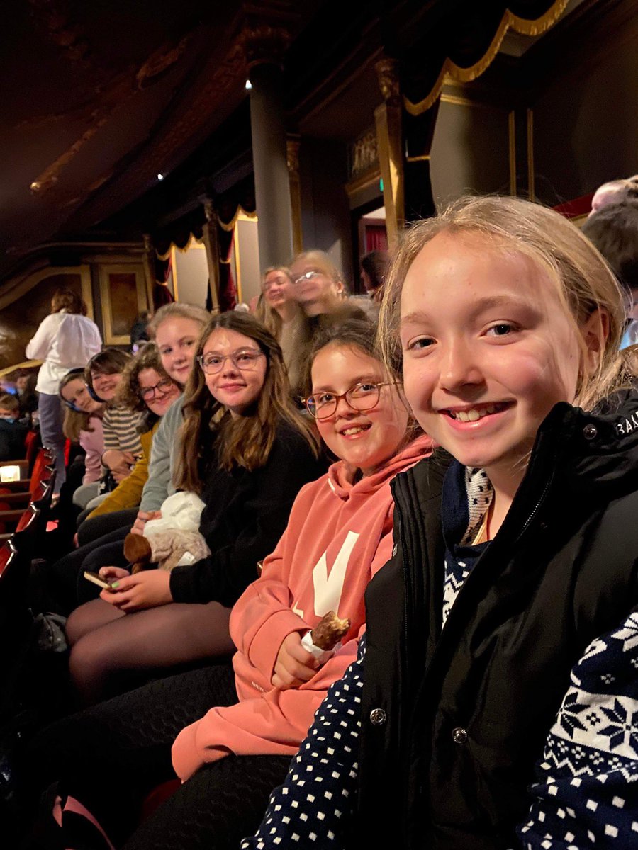 EA_expressive's tweet image. 49 of our KS3 students are in London today to watch Disney’s Frozen on stage at the Theatre Royal Drury Lane. The production only opened last month meaning we are one of the first School groups in the country to have the opportunity to see this magical production! @elizabethanac