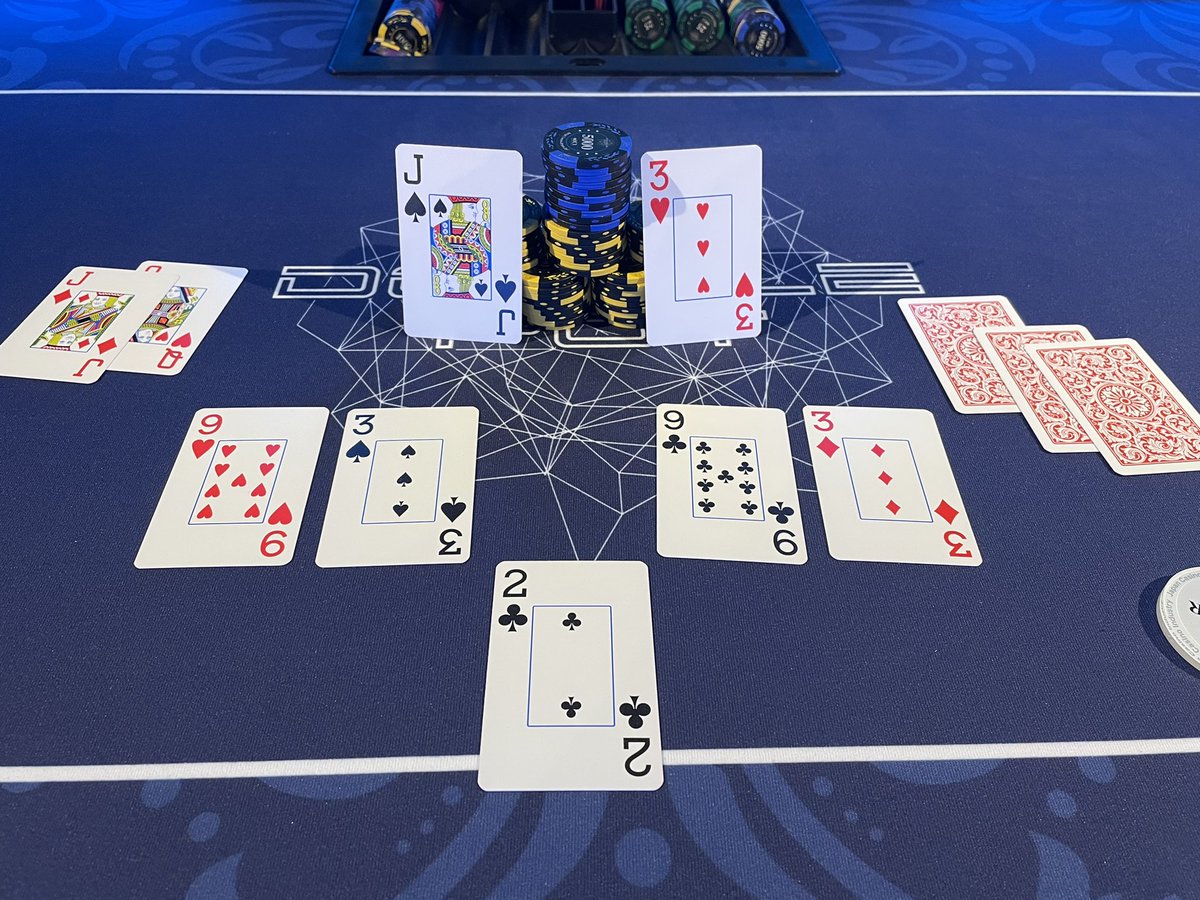 doublepot_k's tweet image. 本日のプレオープントーナメント

🥇優勝　村上(シメヨネ) 様
🥈準優勝　ヨッシー 様
🥉3位　ケイゴ 様

皆様プライズ獲得おめでとうございます㊗️🎊
優勝した方はサイドイベントのPLAYERS CUPの無料券も選べるようになりましたので、是非ご参加お待ちしております🤩✨✨✨

#錦糸町
#DoublePot