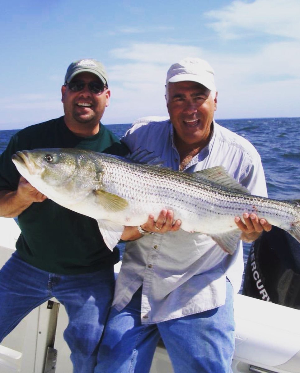 FishAnglerApp's tweet photo. Check out some of our latest 🌟Staff Picked🌟 catches on the App!
Get out there and fish! 🎣
#gofishing #catches #mahimahi #trout #carp #bassfishing #saltwater #freshwaterfishing #boat #kayakfishing #angler #fishangler #catchandrelease https://t.co/Eu5zjlCCME