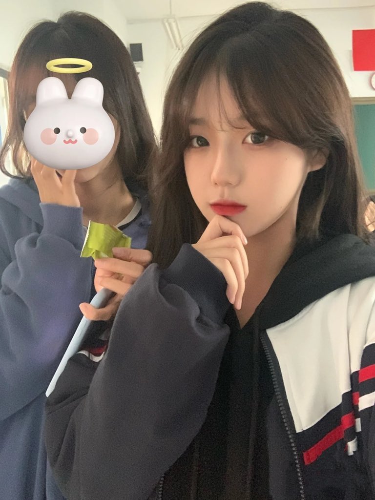 SahanSifa's tweet photo. #裸聊 
There is a lot of water under my sister. 
 #线上女友 #文爱 #裸聊 #语爱 #连麦 https://t.co/jT0NMSBoxT