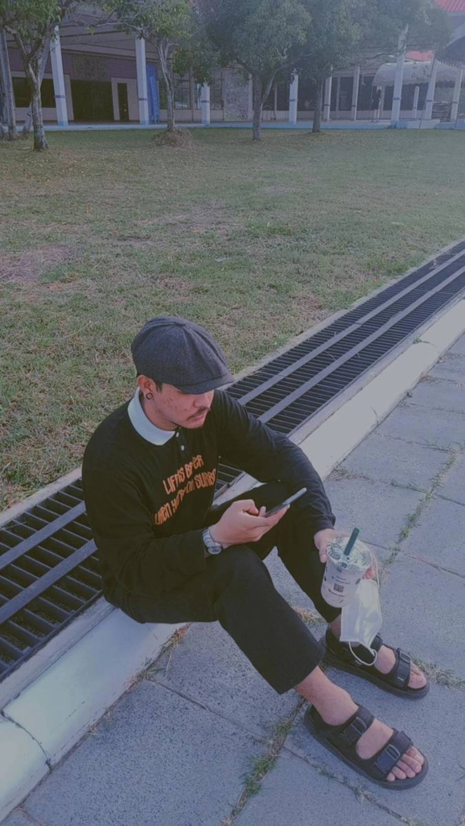 AppTNK1997's tweet photo. หน้าหนาวไปเที่ยวเขา  แต่ถ้าเหงาไปเที่ยวกับเราได้นะ 🖤☺🌲🌳🌿 https://t.co/rxESMvaqjg