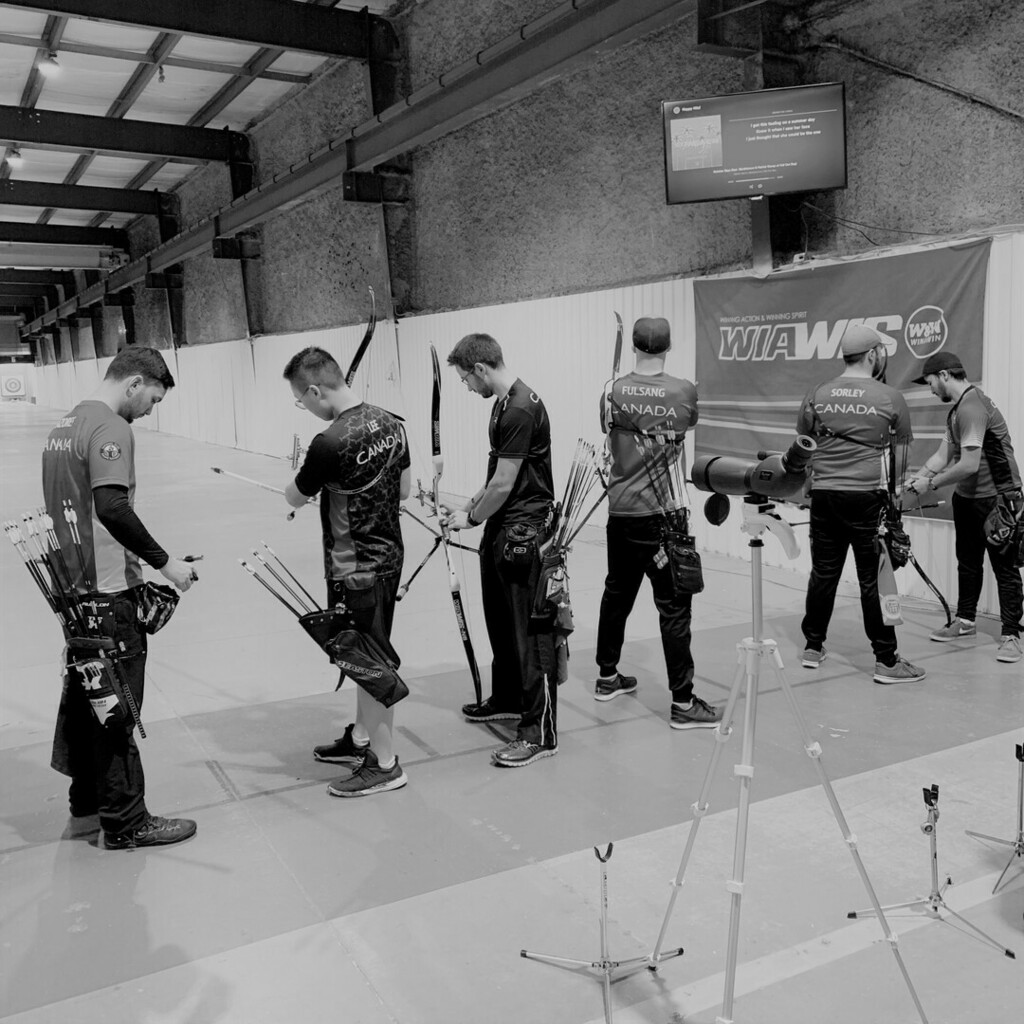 bowdometer's tweet photo. Line it up!
#archery #indoorrange #indoorarchery #practice #archerypractice #canada #canadianteam #canadianarchers #teamcanada #practicemakesprogress #getinline #archersattheready #learnarchery #archerytraining #trackyourpractice #bowdometer #proudlycan… https://t.co/AtIYa5VLQH https://t.co/yB4snaINKa