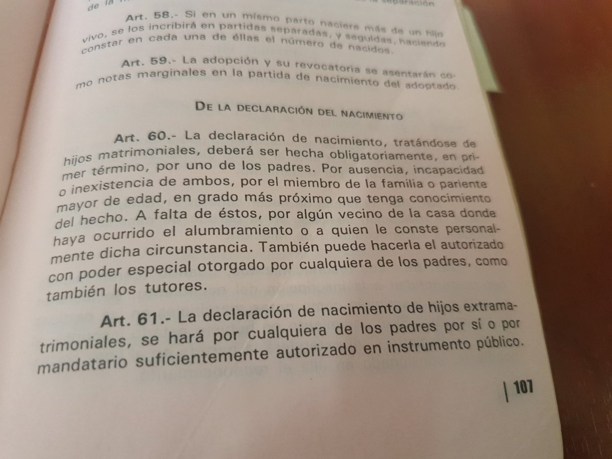mirzen78's tweet photo. @JOSEESCAURIZA La ley 1.266 del Registro civil autorizada a uno de los padres pero no cumplen. El Registro civil es la peor institución negacionista de un derecho tan importante e inherente de la persona como lo es el derecho a la identidad. Ni con sentencia judicial inscribe a los niños https://t.co/jYGZBJNxhK