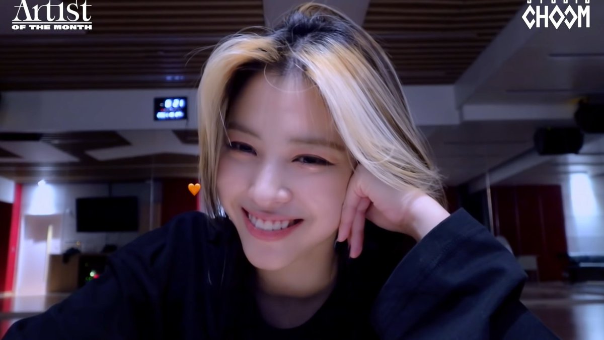 archiveryujin's tweet photo. LOML https://t.co/K4frRXPs6Q