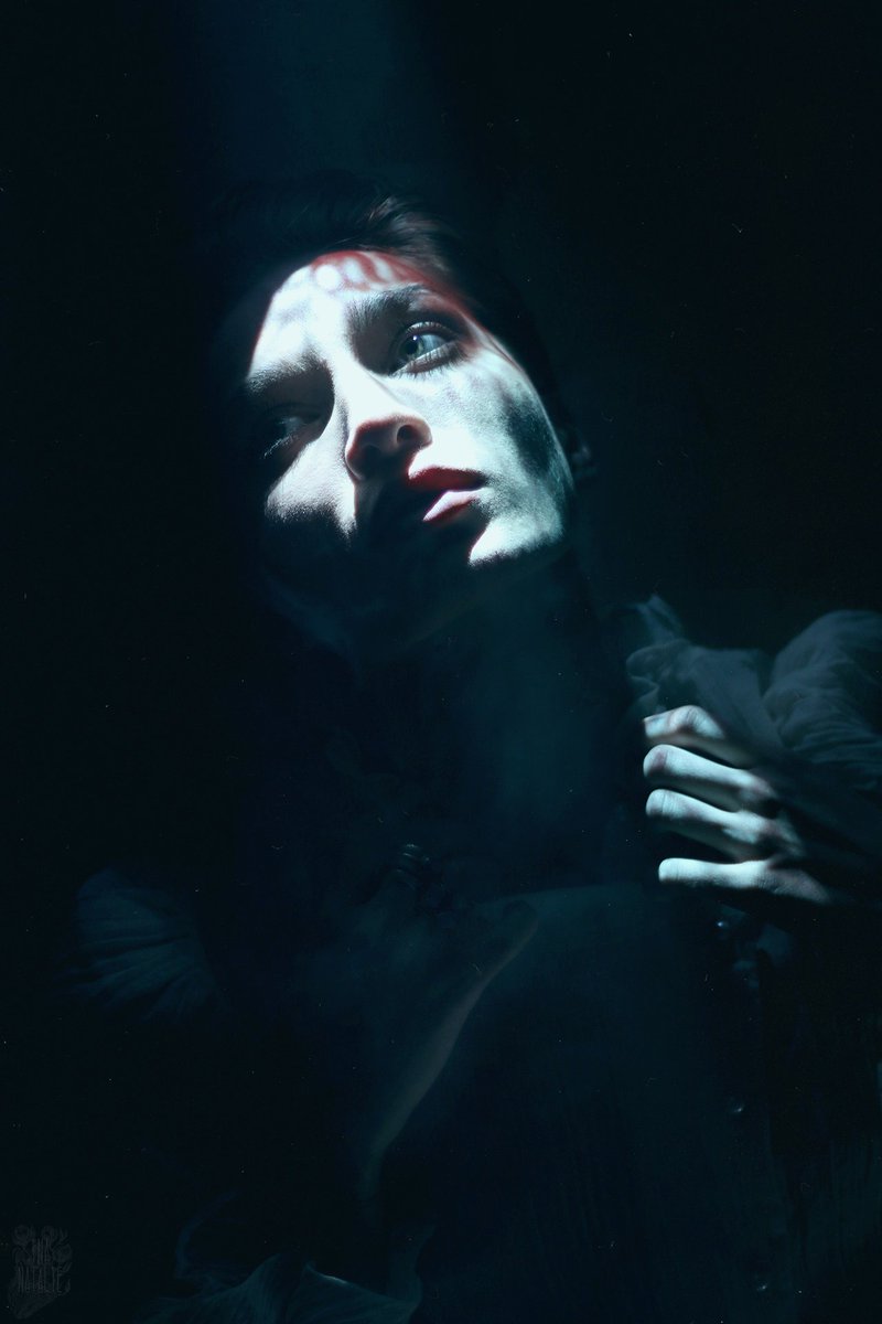 NatalieIna's tweet photo. The inner silent voice, which you feel only with images on the thin edge of the pupils, pale as melted snow in the darkness of smoky rooms...
Model - Maria Merz
Natalie Ina Photography
January 2020
#darkportrait #atmosphericportrait #artphotography #photocinematica #NatalieIna https://t.co/ae5igOwD6J