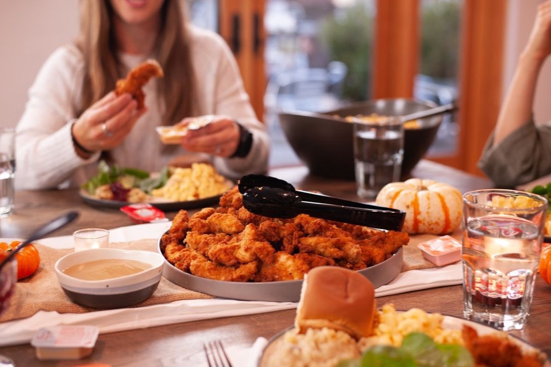 CFAHomewood's tweet photo. Happy Thanksgiving from Chick-fil-A Homewood! We will be closed today, but you can still tune in to the Macy’s Thanksgiving Day Parade to see us in the parade and celebrate the holiday.  🍁❤️
.
.
#CFAHomewood #HomeSweetHomewood #CFAThanksgiving #ChickfilAThanksgiving https://t.co/r8Cyt5txtc