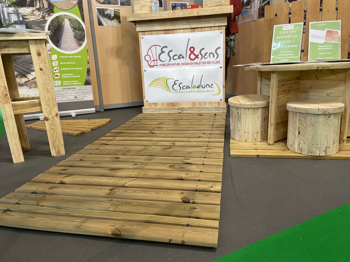 SalonInnobat's tweet photo. Mobilier nature, design en palettes recyclées, chemins de bois déroulable rdv ici 👇🏻 pour découvrir ces produits éco responsable et made in France 😉 https://t.co/X2uyNsmrh9