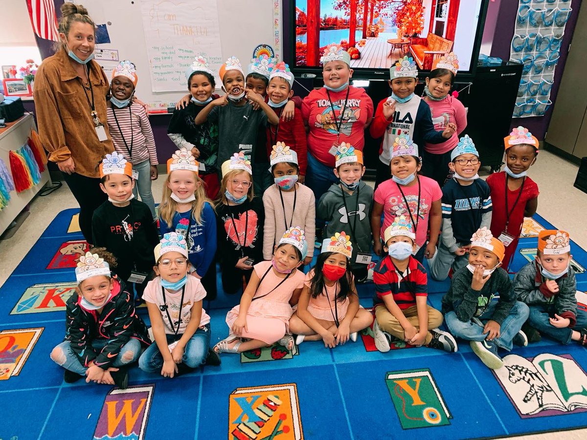 Happy Thanksgiving from my sweet firsties! 🧡🦃