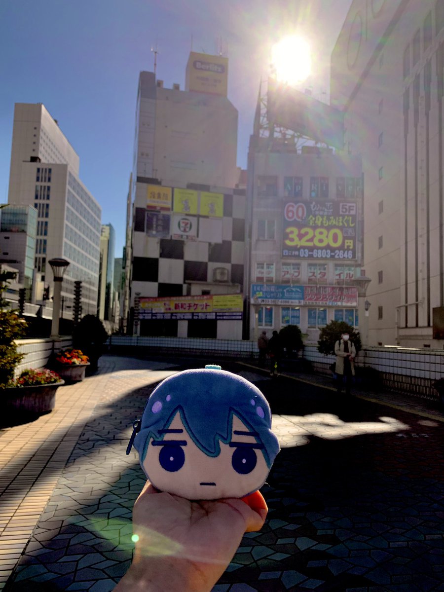 hanachig_i7's tweet photo. 「中学の時、黙って水泳部を辞めて悪かった。あの時俺は……」
#FreeDF
#FreeRW
@上野駅 https://t.co/35tbtqYTyU