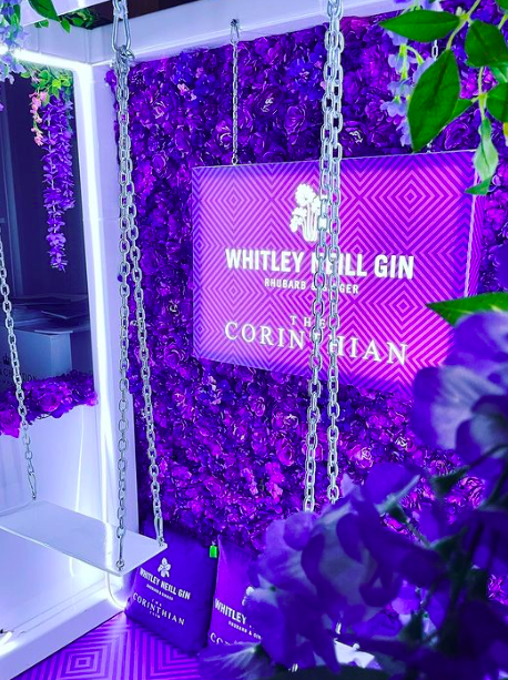 EvolveGroup4's tweet photo. What could be better than being on a swing with a Whitley Neill Gin in your hand in the beautiful Corinthian Club?! Another stunner of an activation complete! Get down to have a swing for yourself! #corinthianclub #whitleyneill #gin #glasgow #lightbox #signage #evolveactivations https://t.co/fdyrT72xrs