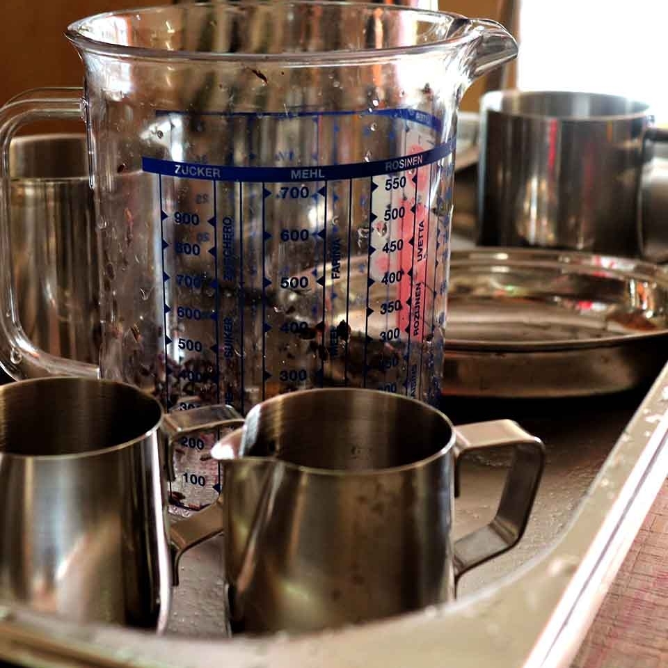 snapforchange's tweet photo. Pouring and measuring is part of continuous provision so we have lots of receptacles that the children can use to hand #SNAP https://t.co/d7KnOn4Pl9