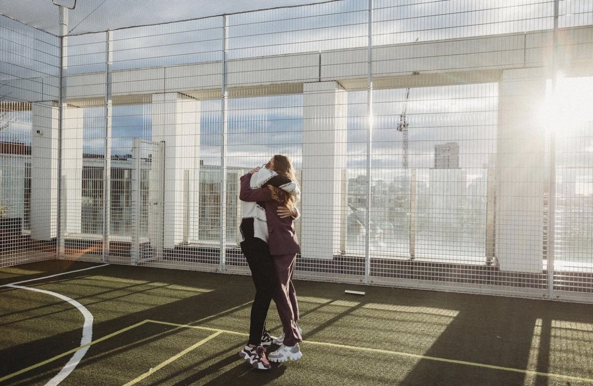 It’s a girl 💗 <a href="/Donny_beek6/">Donny van de Beek</a>