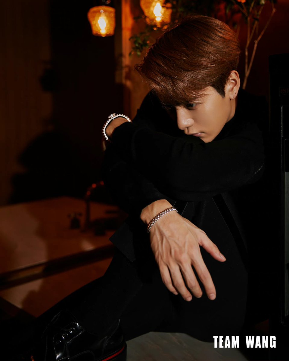 Ssongg2_'s tweet photo. อัญชลี วันทา อภิวาท ㅠㅠㅠㅠㅠㅠ อยากกราบเทอค่ะ #jacksonwang https://t.co/djCJ9ouYp4